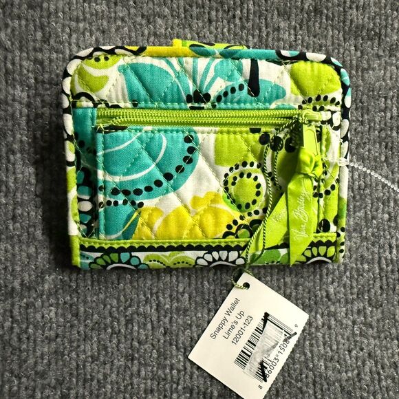 Vera Bradley Snappy Wallet Lime`s‎ Up Floral Quilted Snap On Card Holder Hippie - Picture 3 of 6